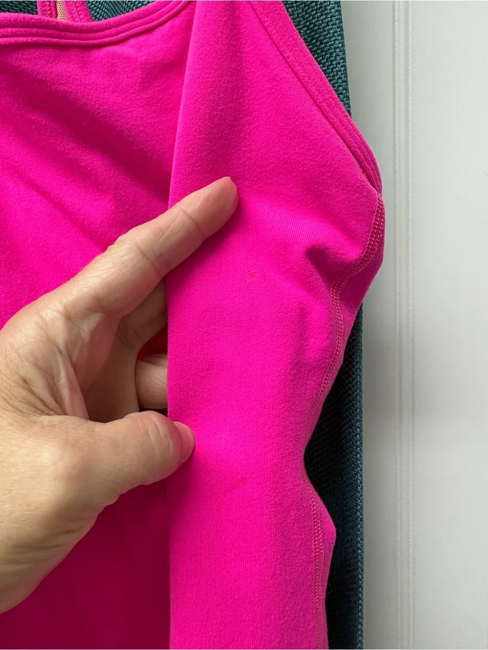Lululemon bright pink tank top size 2